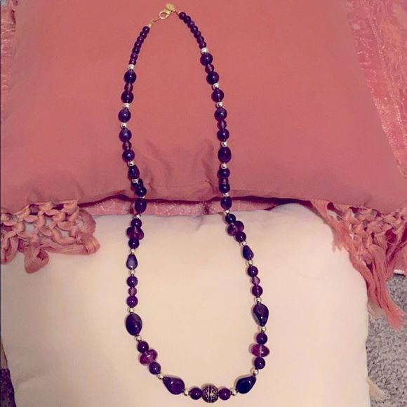 Jewelry - Soft purple beaded necklace